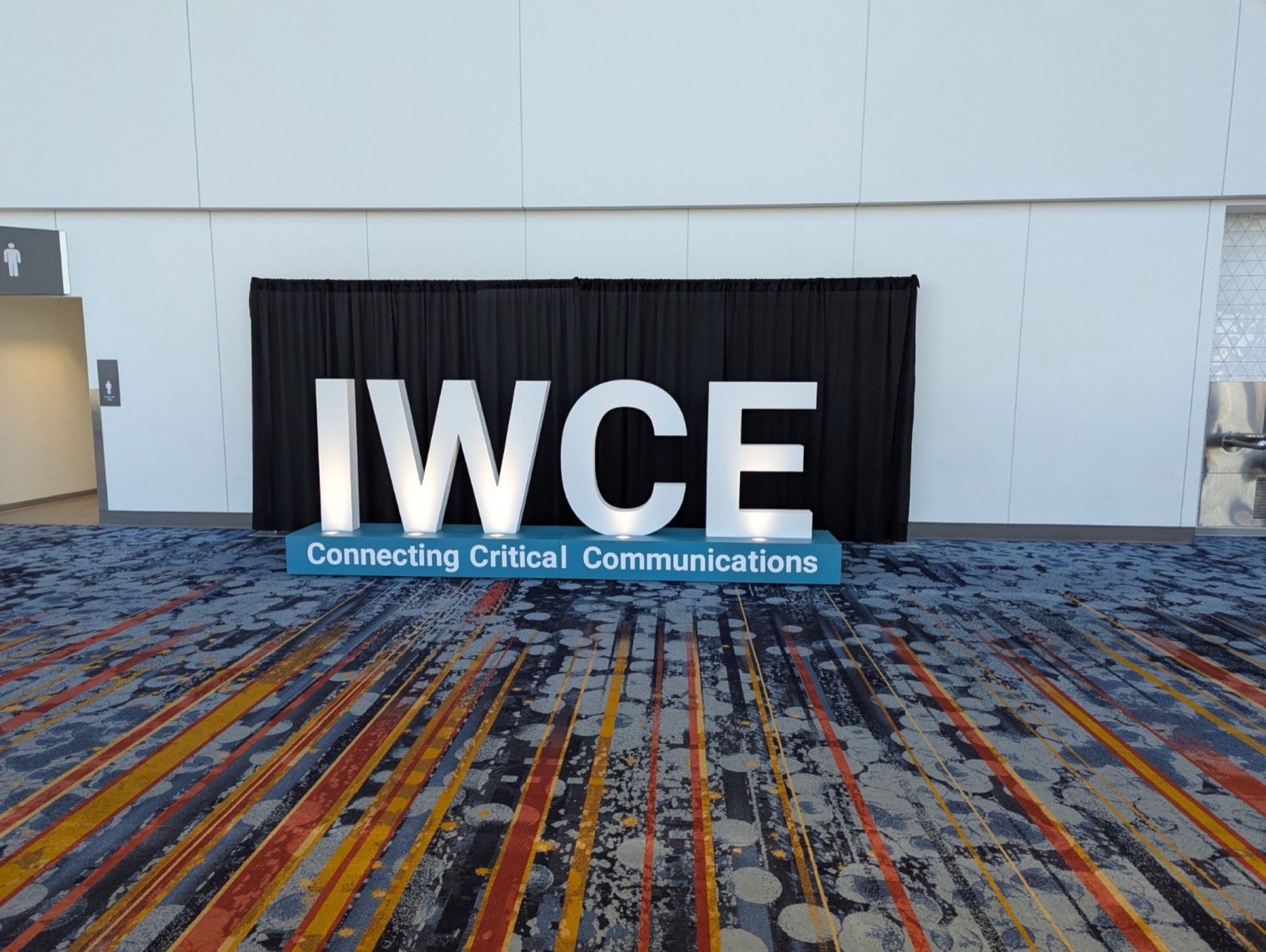 Cierre visual IWCE 2026 con infraestructura de seguridad y respuesta