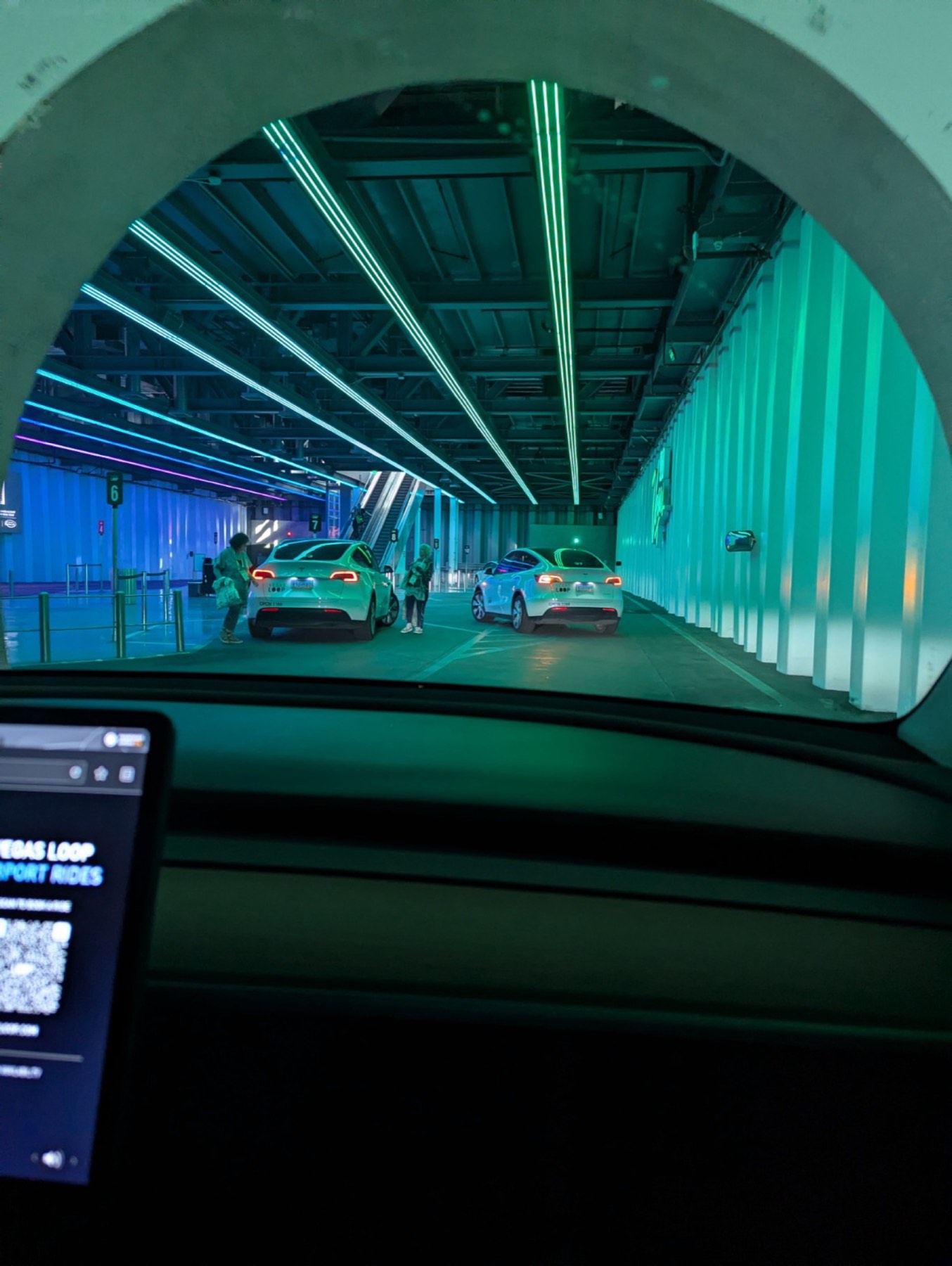 Sistema Tesla Loop en Las Vegas como infraestructura de movilidad inteligente